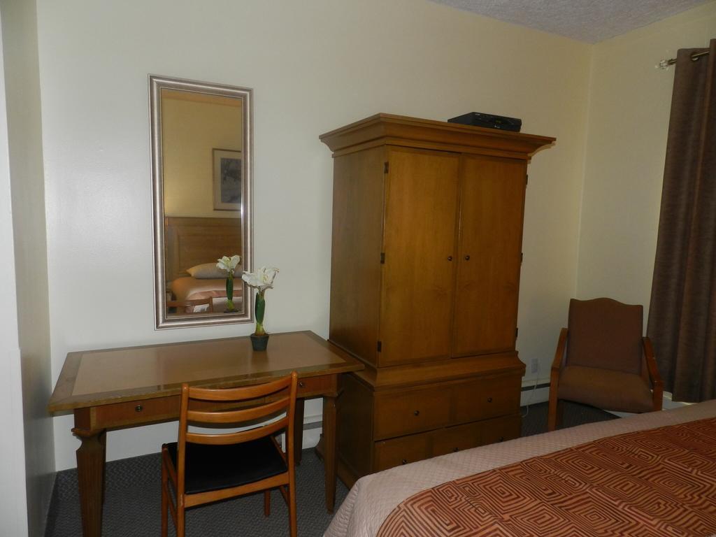 L'Auberge De L'Aeroport Inn Dorval Camera foto