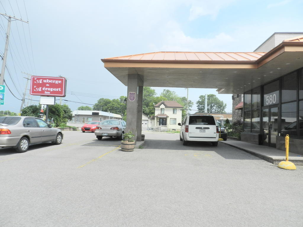 L'Auberge De L'Aeroport Inn Dorval Esterno foto